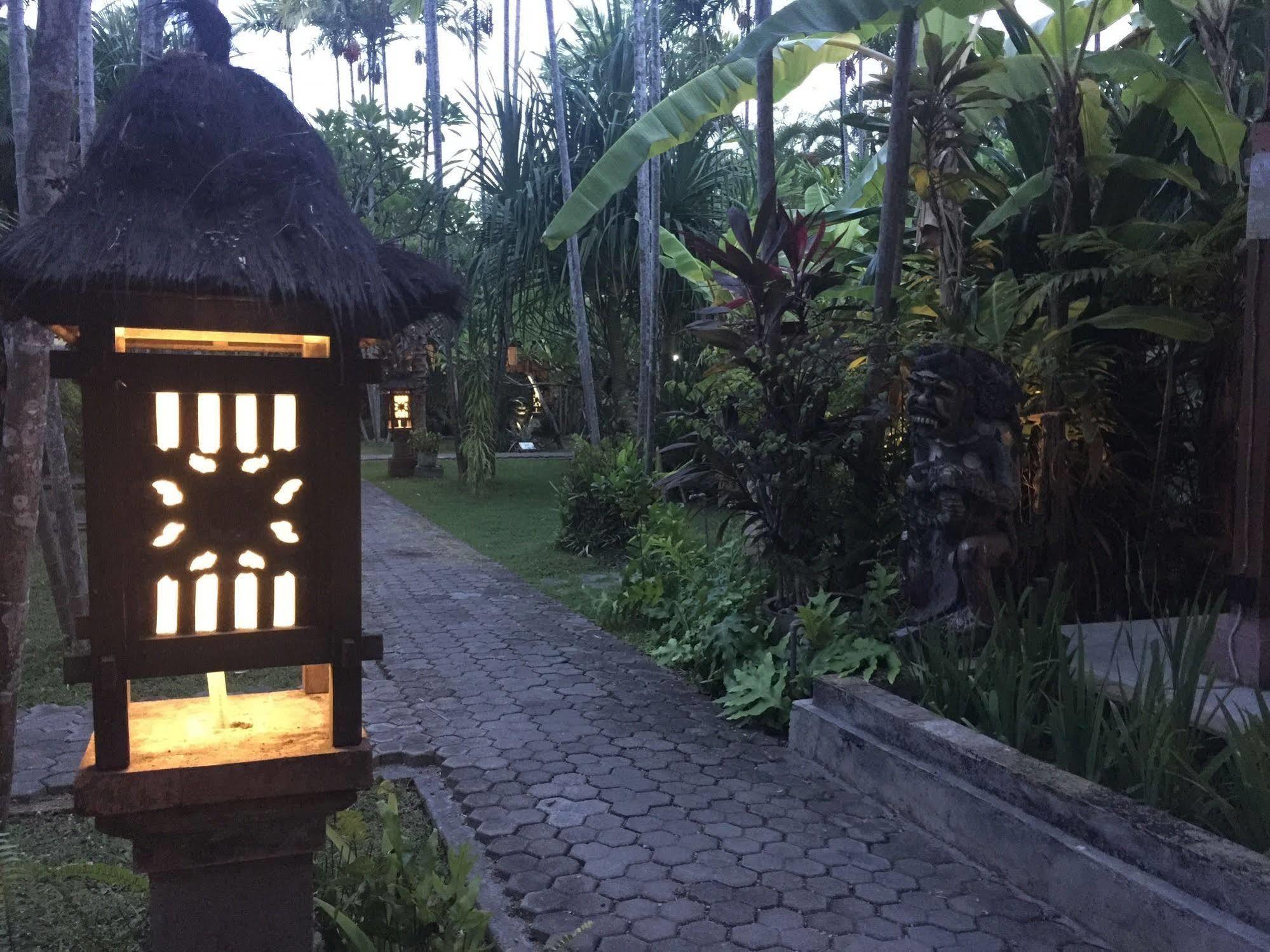 Bumi Ayu Bungalow Sanur Kültér fotó